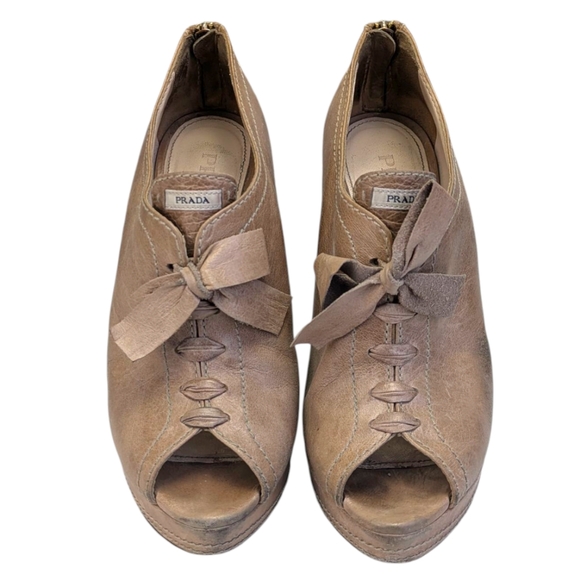 Prada Logo Heel/Booties Size 36.5 US 6.5      S3084 - Picture 4 of 12